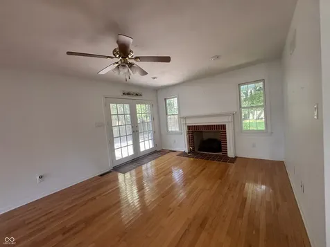 5924 Allisonville Indianapolis IN 46220
