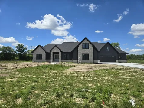 2786 S Kings Way New Palestine IN 46163