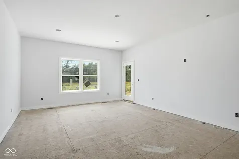 2786 S Kings Way New Palestine IN 46163