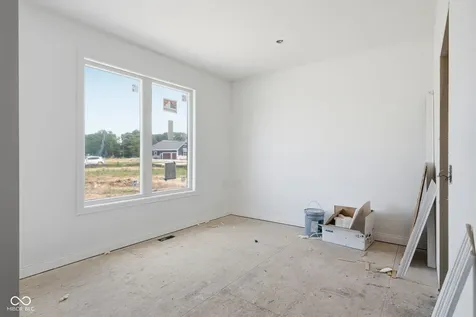 2786 S Kings Way New Palestine IN 46163