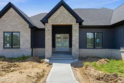 2786 S Kings Way New Palestine IN 46163