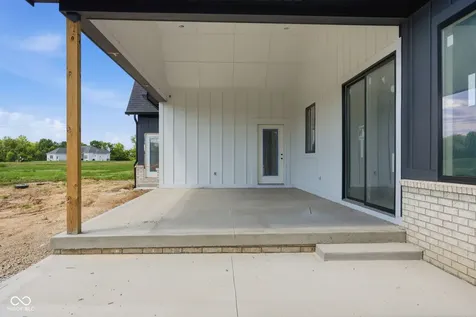 2786 S Kings Way New Palestine IN 46163