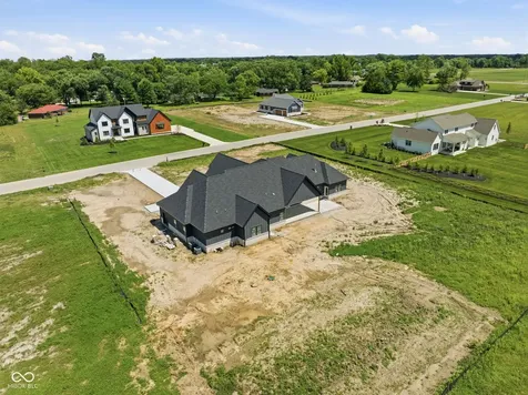 2786 S Kings Way New Palestine IN 46163