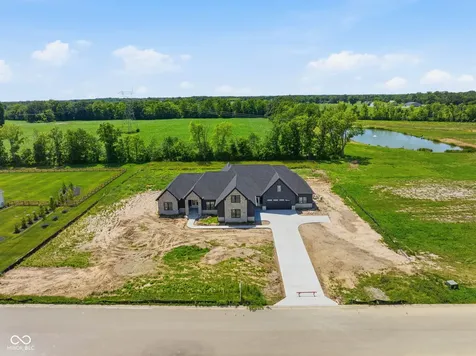 2786 S Kings Way New Palestine IN 46163