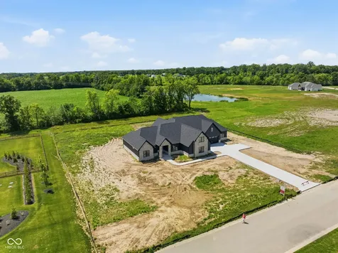 2786 S Kings Way New Palestine IN 46163