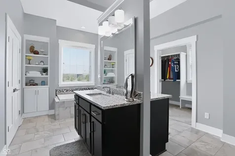 1674 Avondale Drive Westfield IN 46074