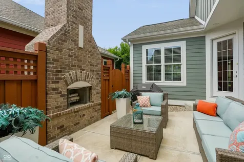 1674 Avondale Drive Westfield IN 46074