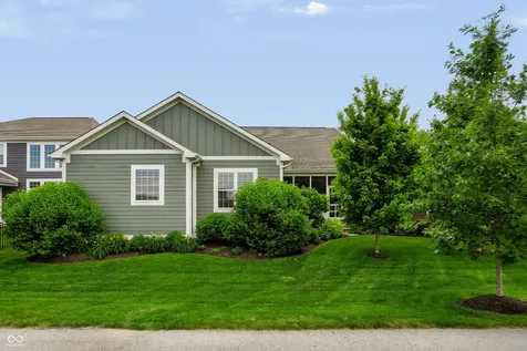 1674 Avondale Drive Westfield IN 46074