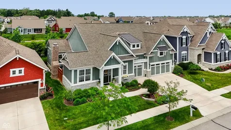 1674 Avondale Drive Westfield IN 46074
