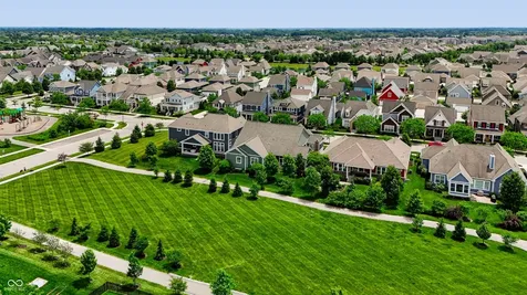 1674 Avondale Drive Westfield IN 46074