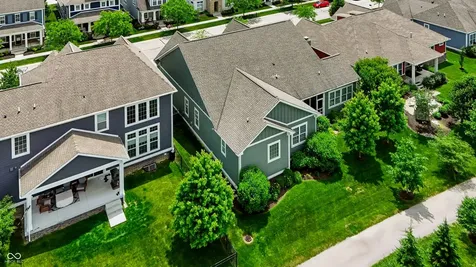 1674 Avondale Drive Westfield IN 46074