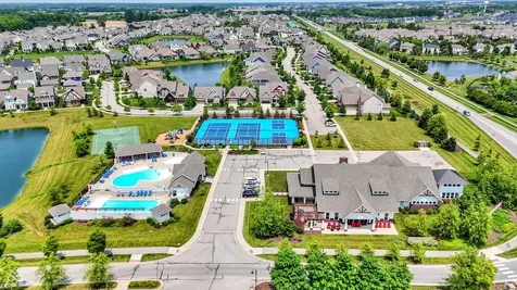 1674 Avondale Drive Westfield IN 46074