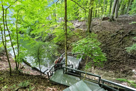 7899 S Timber Cliff Lane Trafalgar IN 46181