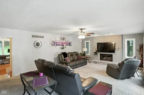 7899 S Timber Cliff Lane Trafalgar IN 46181
