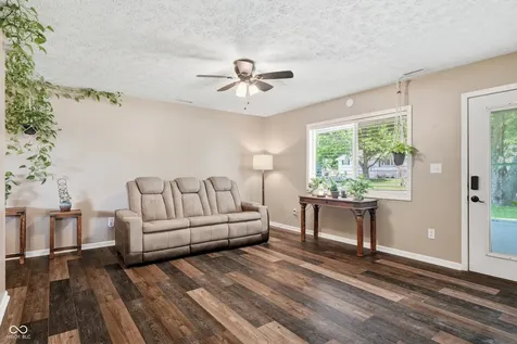 1254 Cherryfield Lane Greenwood IN 46142