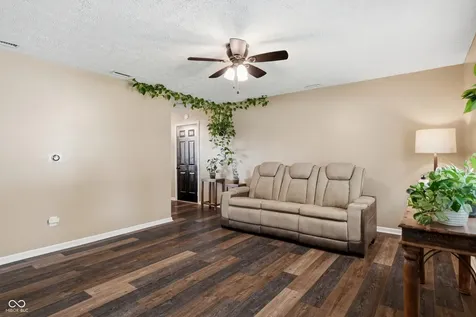 1254 Cherryfield Lane Greenwood IN 46142