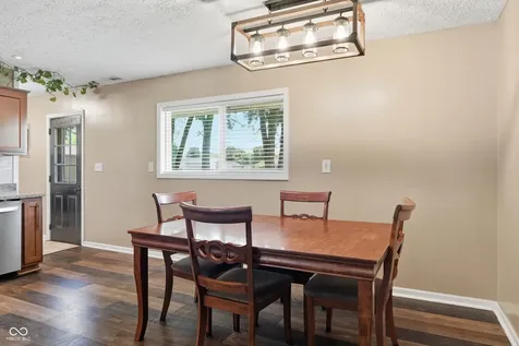 1254 Cherryfield Lane Greenwood IN 46142