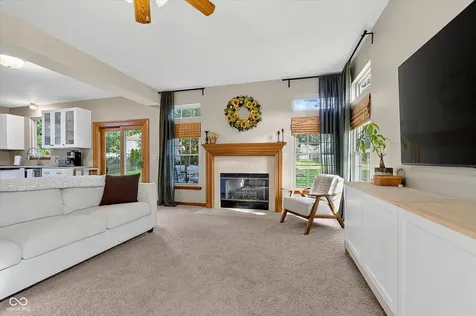 6758 Loretta Court Avon IN 46123