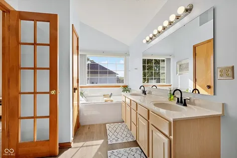 6758 Loretta Court Avon IN 46123