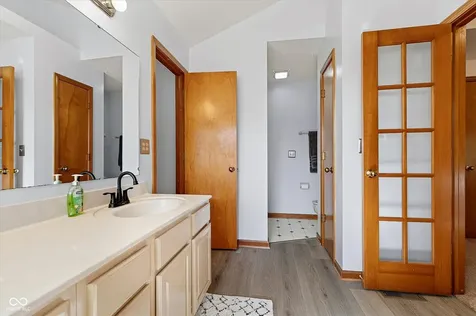 6758 Loretta Court Avon IN 46123