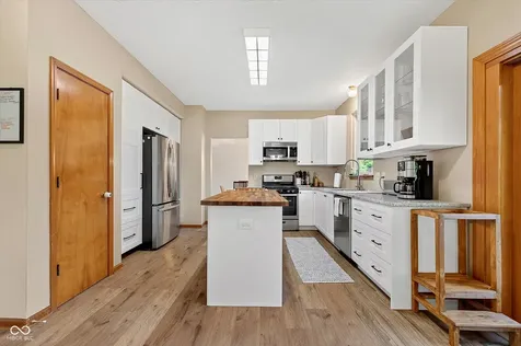 6758 Loretta Court Avon IN 46123