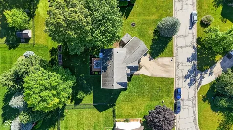 6758 Loretta Court Avon IN 46123
