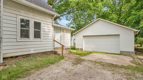 108 E Washington Mooresville IN 46158