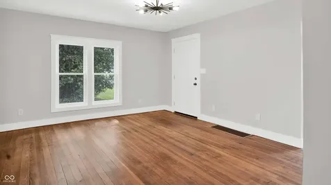 108 E Washington Mooresville IN 46158