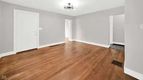 108 E Washington Mooresville IN 46158