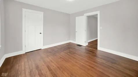 108 E Washington Mooresville IN 46158