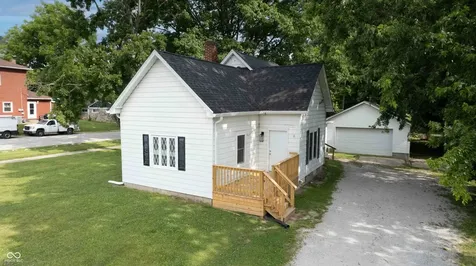 108 E Washington Mooresville IN 46158