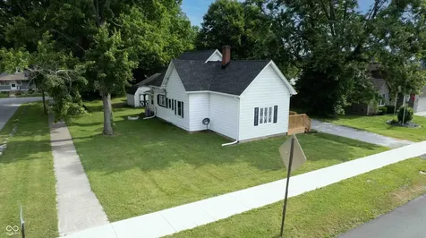 108 E Washington Mooresville IN 46158