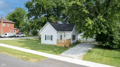 108 E Washington Mooresville IN 46158