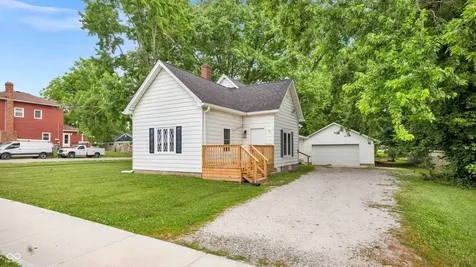 108 E Washington Mooresville IN 46158