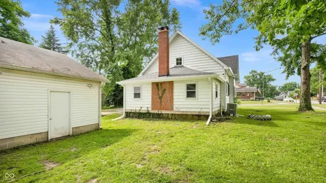 108 E Washington Mooresville IN 46158