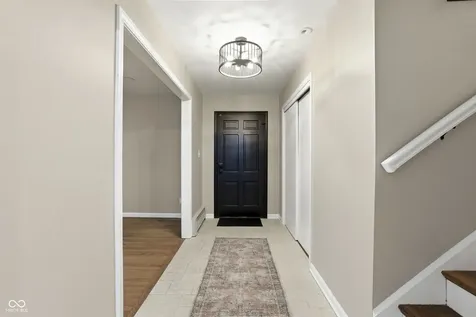 5843 Eastview Court Indianapolis IN 46250