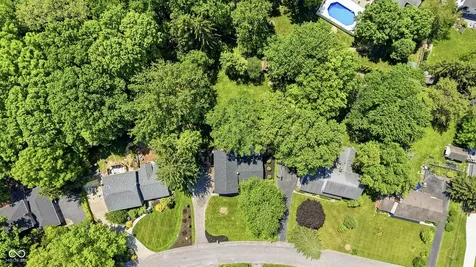 5843 Eastview Court Indianapolis IN 46250