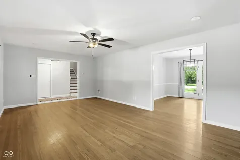 5843 Eastview Court Indianapolis IN 46250