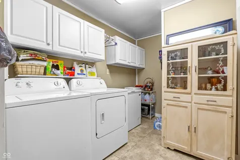 9785 W County Road 200 N Seymour IN 47274