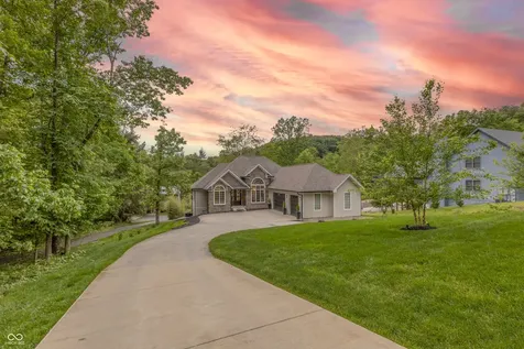 11911 W Grandview Drive Columbus IN 47201