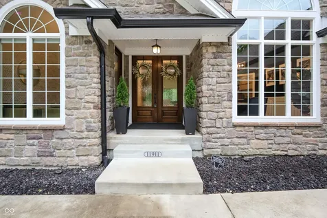 11911 W Grandview Drive Columbus IN 47201