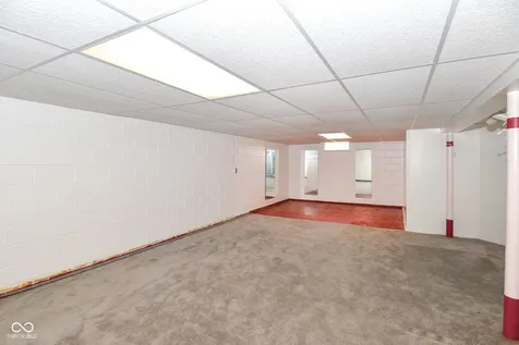 6735 Highburry Court Indianapolis IN 46256