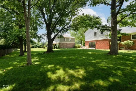 6735 Highburry Court Indianapolis IN 46256