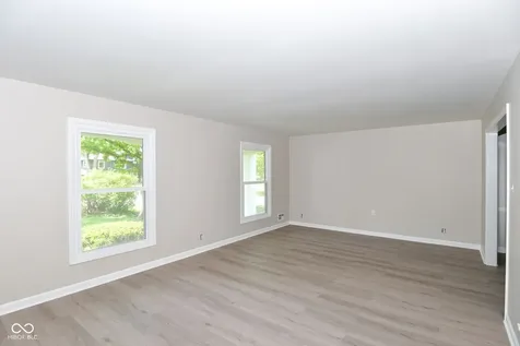6735 Highburry Court Indianapolis IN 46256