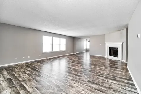 10275 Lothbury Circle Fishers IN 46037