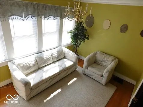 909 E 38th Street Indianapolis IN 46205