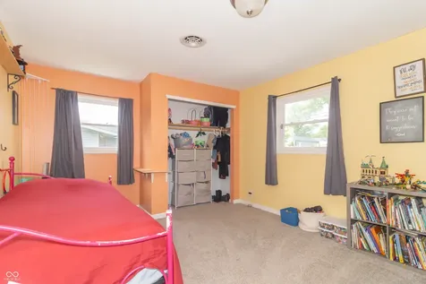 1004 Oak Boulevard Greenfield IN 46140