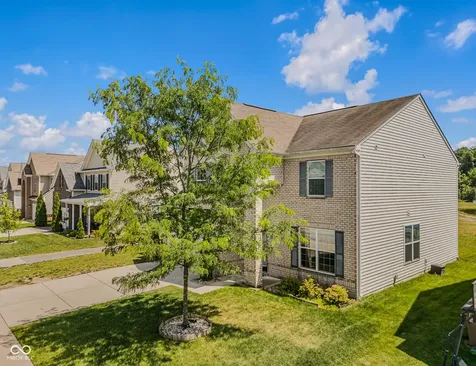 2071 Creek Bank Drive Columbus IN 47201