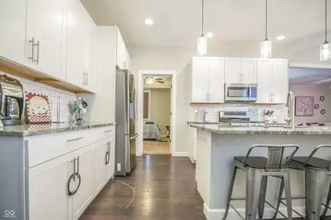 615 Cottage Avenue Indianapolis IN 46203
