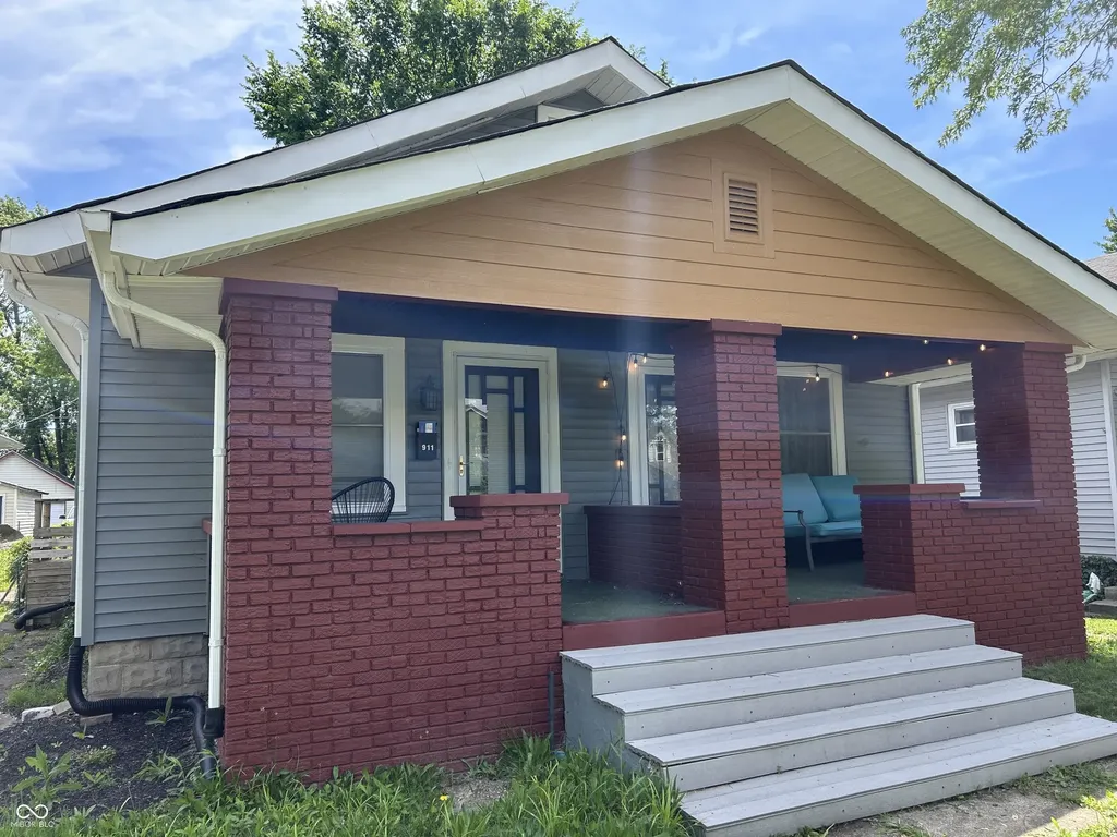 911 N Emerson Avenue Indianapolis IN 46219